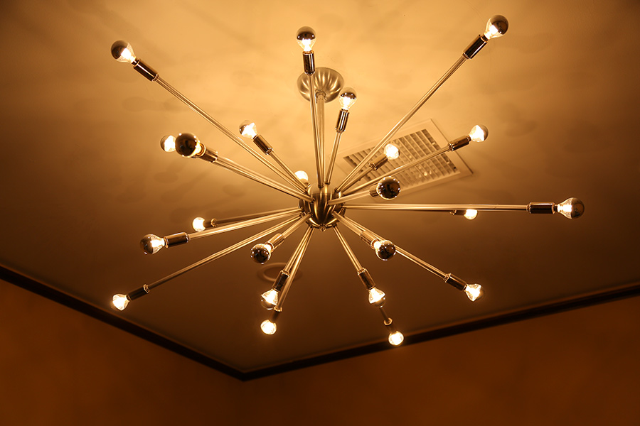 LED restaurant lighting - silver-tipped bulbs