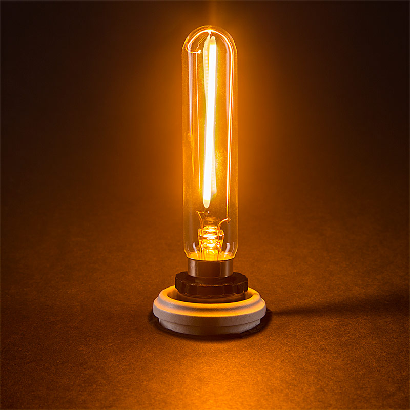led-vintage-light-bulb-t6-radio-style-filament-socket.jpg